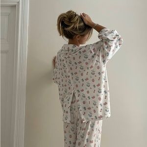 Djerf Avenue Go Slow Summer Berries Pajama Top XXL **SOLD OUT**